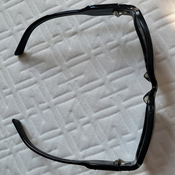 Chloe Gayia Black Sunglasses..w/COA. - Picture 11 of 13